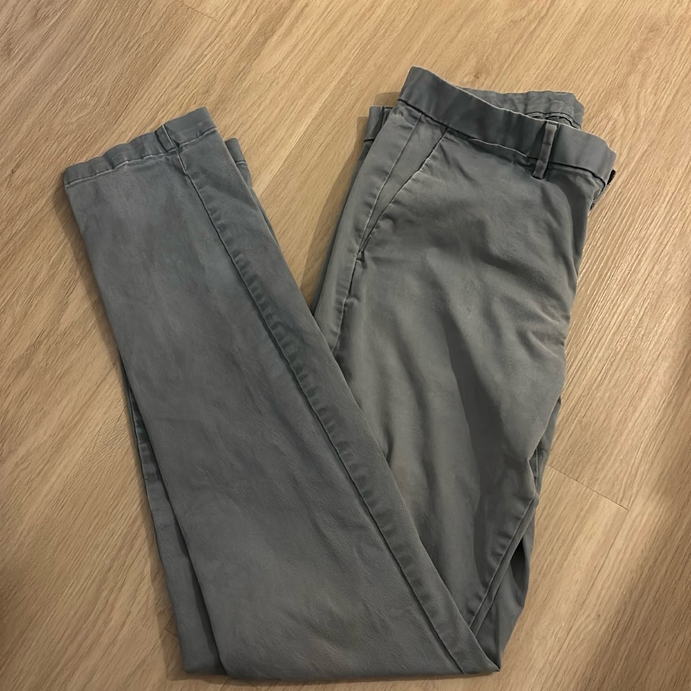 Modern Khakis in Skinny Fit with GapFlex 34/36 length blue